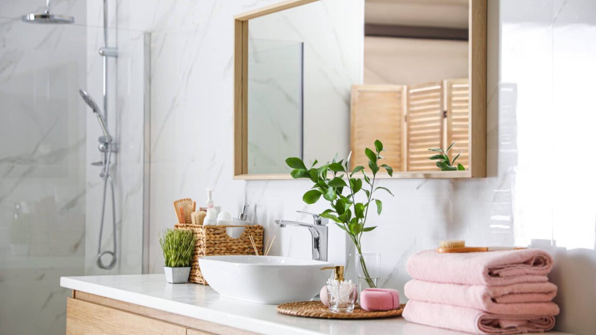 The Smart Homeowner’s Guide to Bathroom Remodeling Services